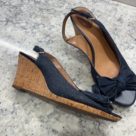 Clarks Denim Bow Shoes - Picture 2 of 3